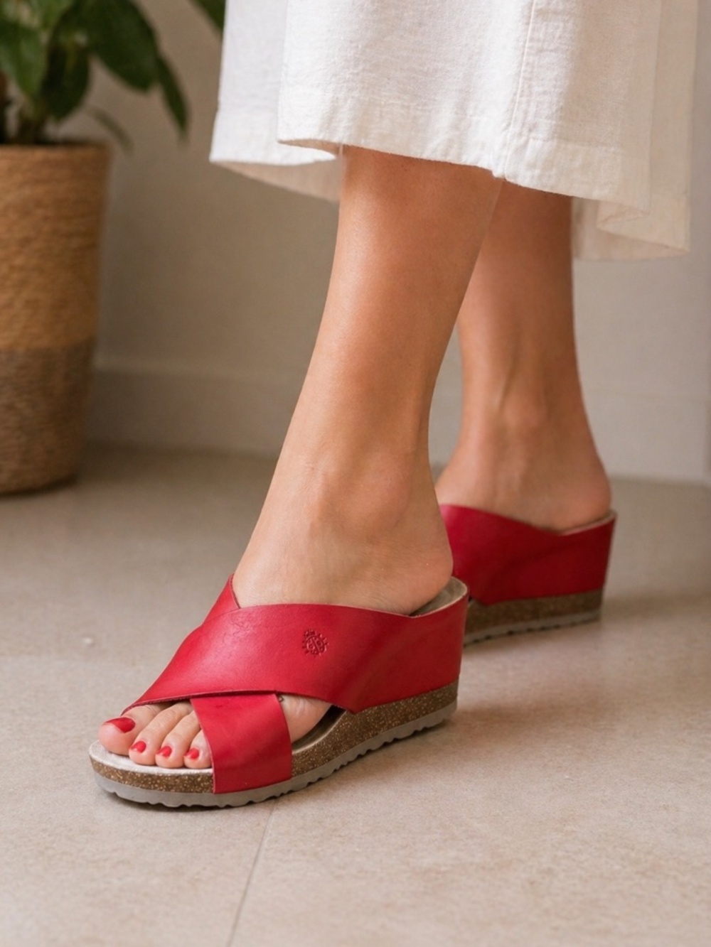 YOKONO Candela Red Genuine Leather Wedge Slip-on Sandals Cork Footbed EU Sz 41